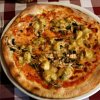 pizzeria-los-molinos-pizza-03.jpg